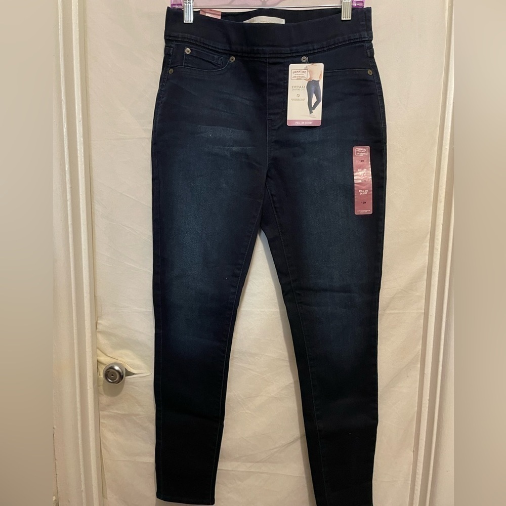 Signature Levi Strauss Gold 12M with stain